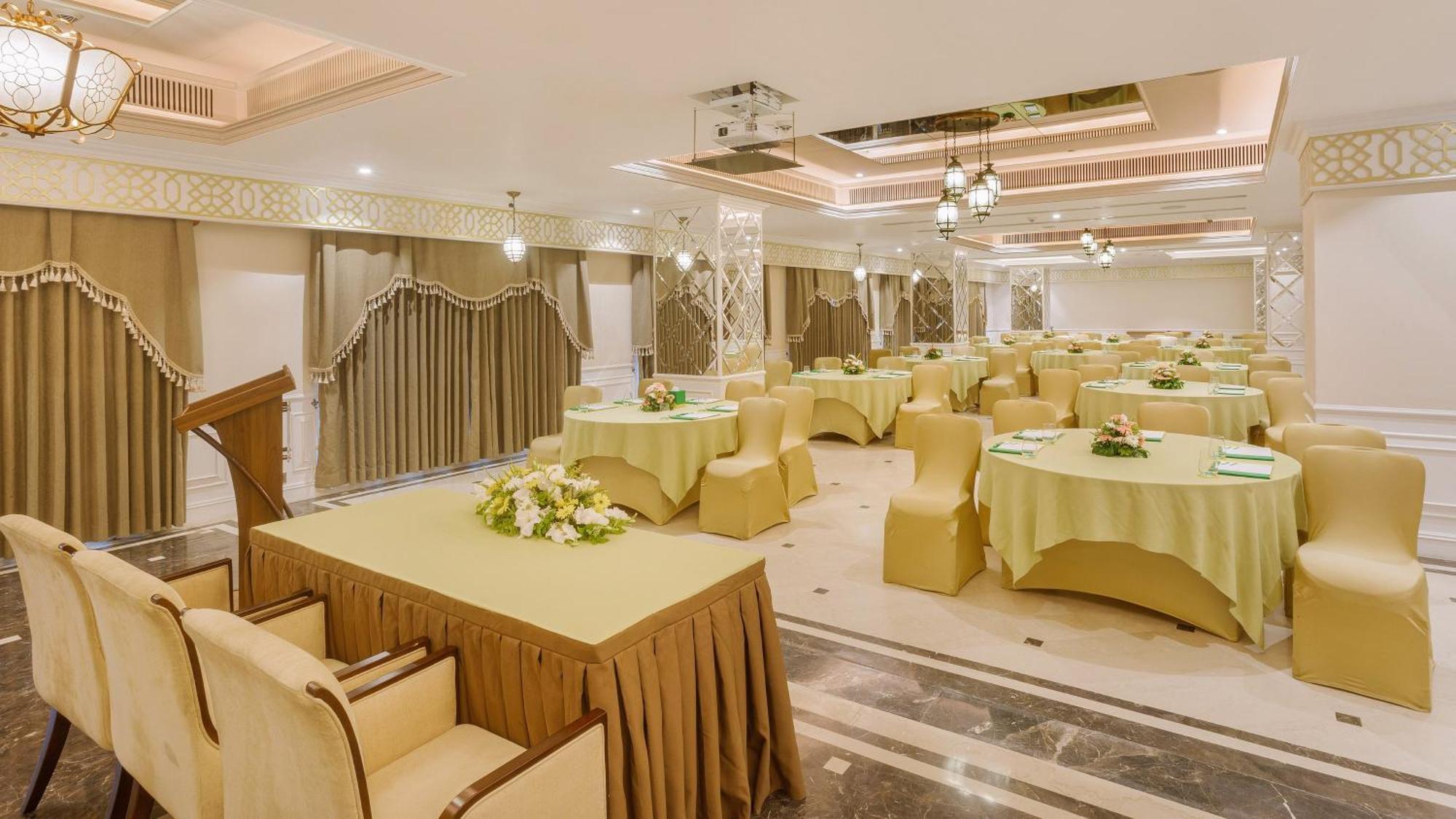 Holiday Inn Dhaka City Centre By Ihg Extérieur photo