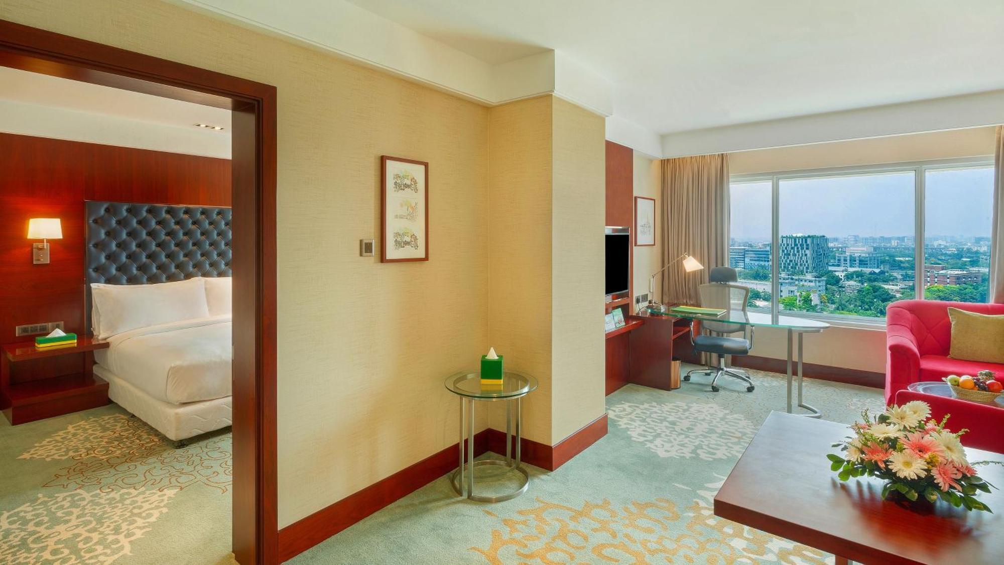 Holiday Inn Dhaka City Centre By Ihg Extérieur photo